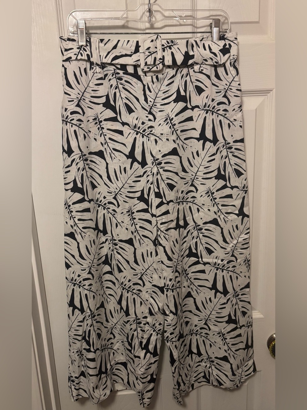 Sigrid Olsen Black & Cream Leaf Print Linen / Rayon Blend Pants Size 10